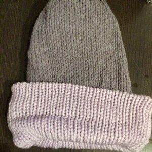 Reversible beanie